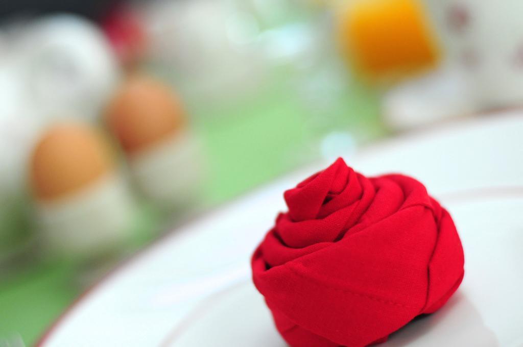 ברוז' B&B Val Des Roses מראה חיצוני תמונה
