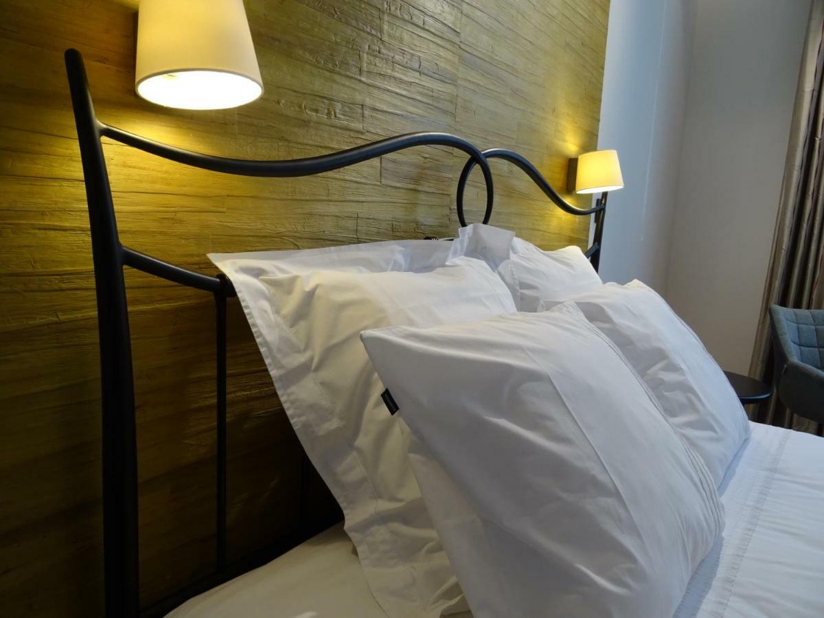 ברוז' B&B Val Des Roses מראה חיצוני תמונה